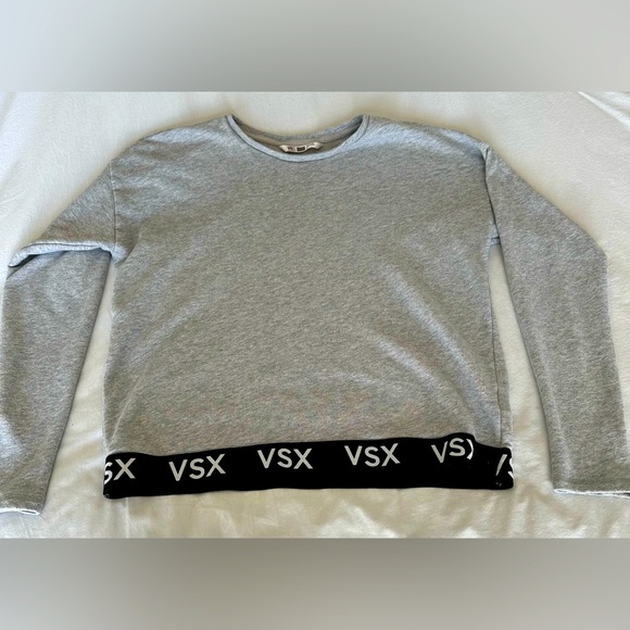 Victoria’s Secret VSX sweatshirt L - Picture 1 of 2